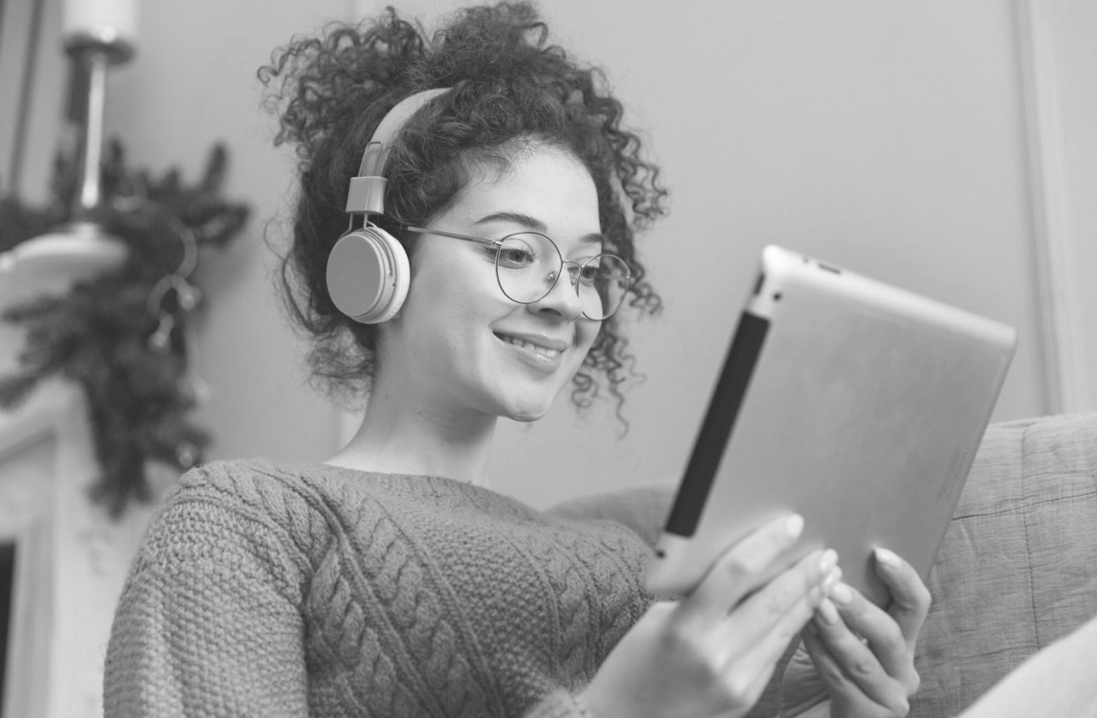 Documentos financieros y notas de planificación presupuestaria